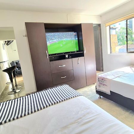 New Cozy Apartment In The Poblado, San Lucas Medellín Buitenkant foto