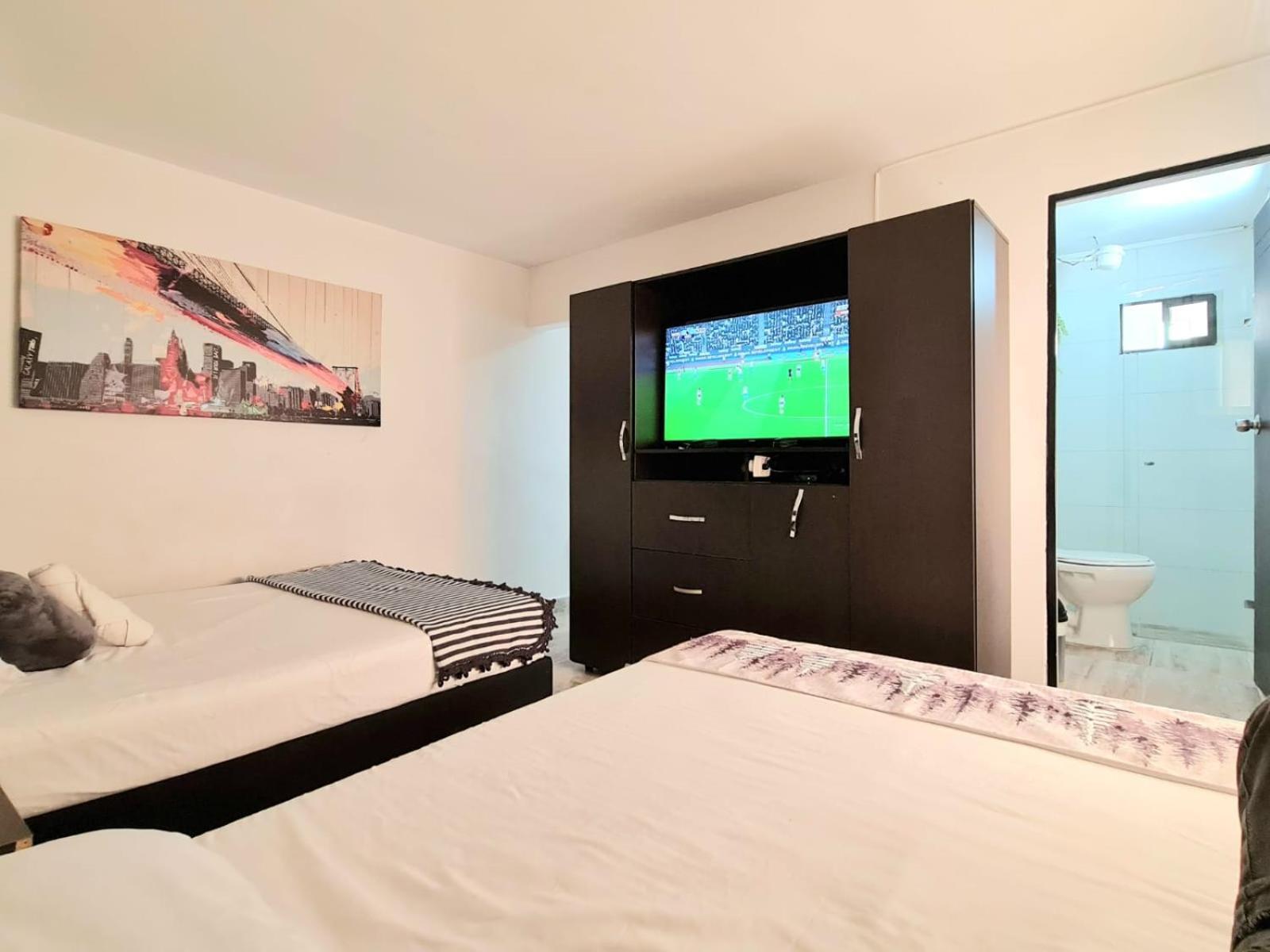 New Cozy Apartment In The Poblado, San Lucas Medellín Buitenkant foto