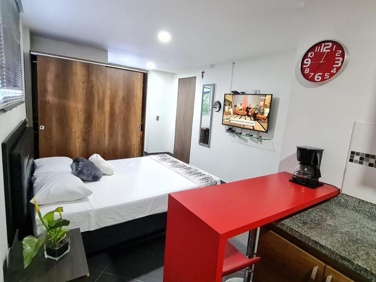 New Cozy Apartment In The Poblado, San Lucas Medellín Buitenkant foto