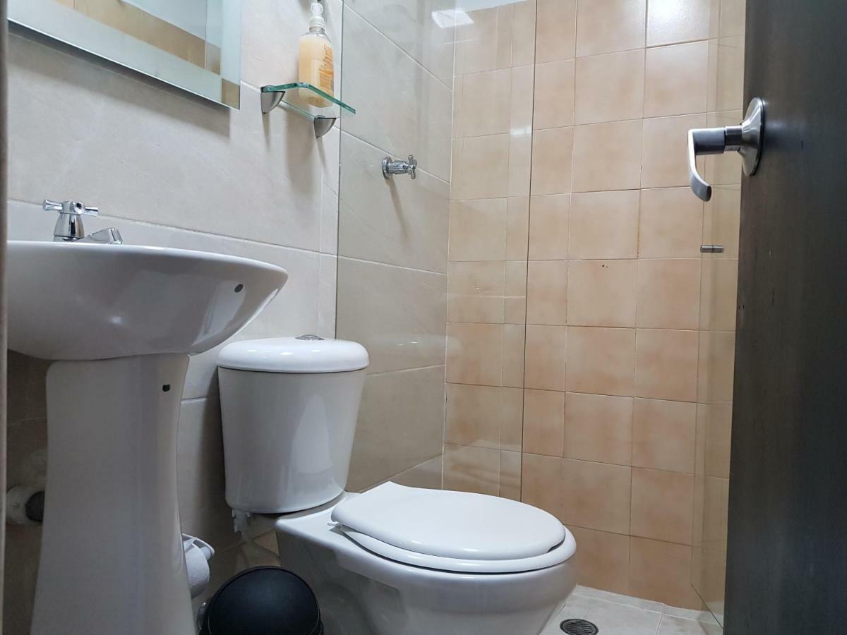 New Cozy Apartment In The Poblado, San Lucas Medellín Buitenkant foto