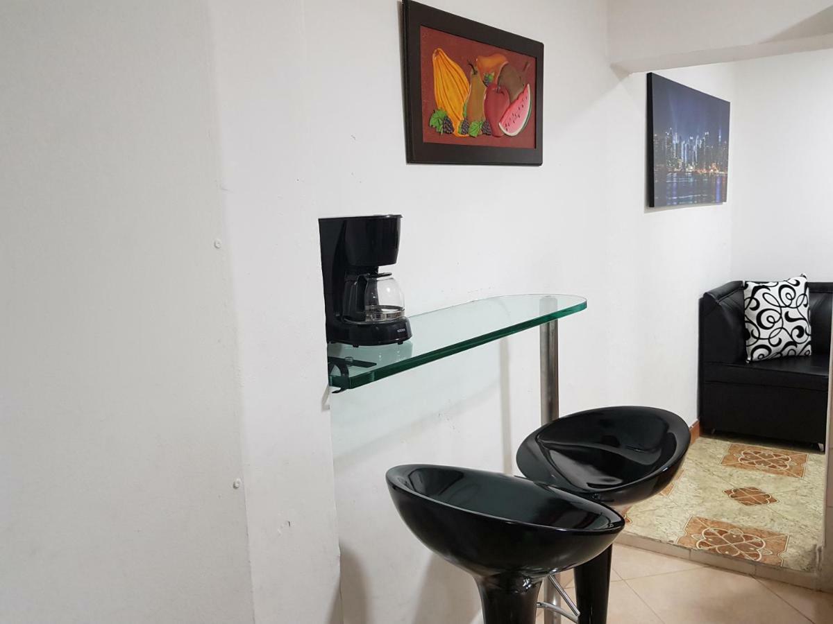 New Cozy Apartment In The Poblado, San Lucas Medellín Buitenkant foto